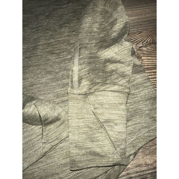 Girls' Long Sleeve Studio T-Shirt - All in Motion Green Size XS(4/5). NWT. S - Picture 3 of 5